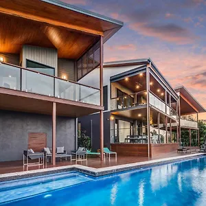 Southwinds On By Hiha Holiday home